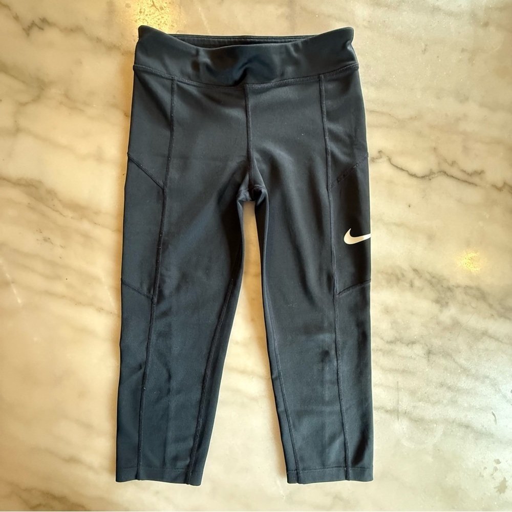 Nike Dri Fit Kids Sz M Dri Fit Crop Sport Legging Pants.